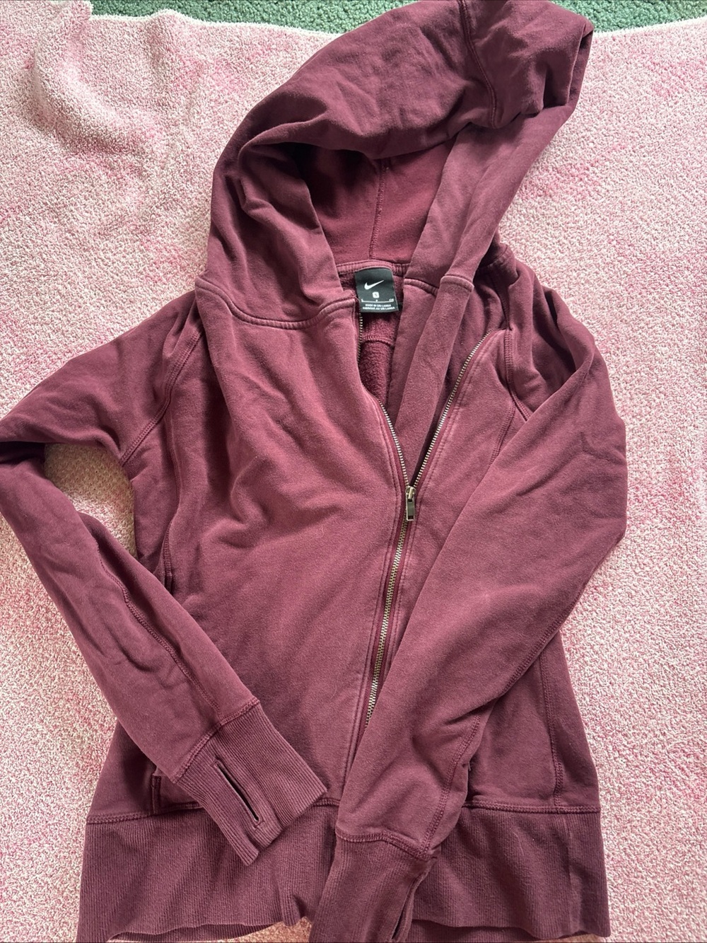 Nike Women's Size Small Maroon Zip Up Jacket Long Sleeve